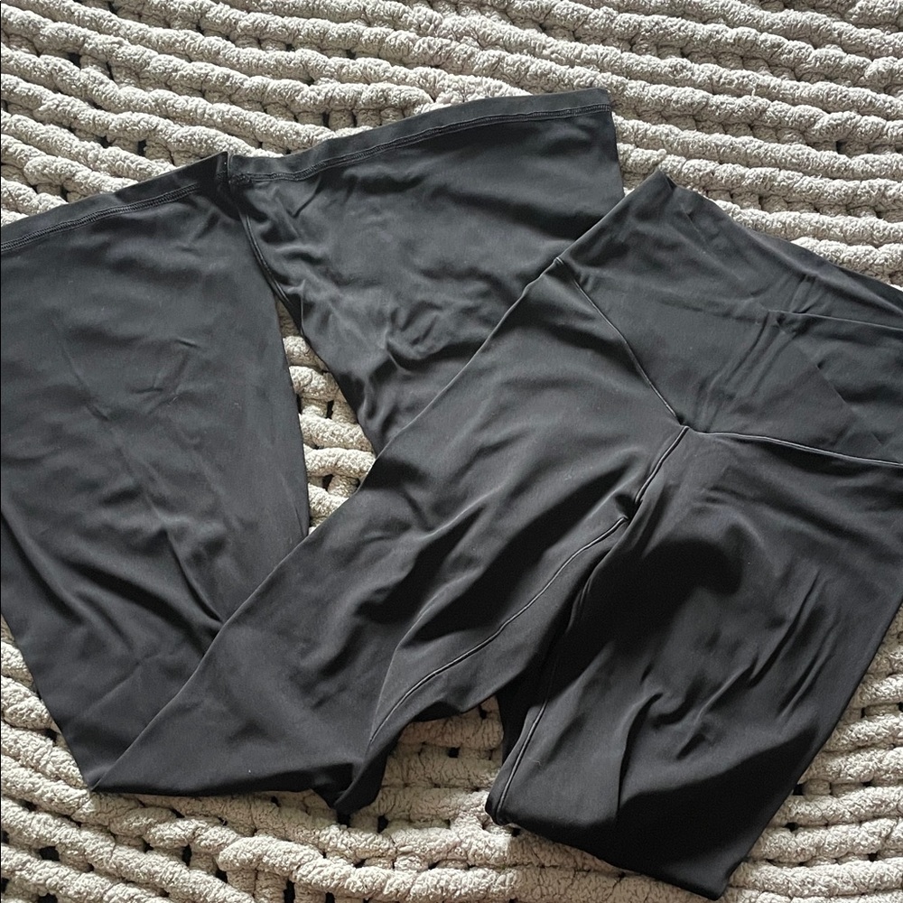 Aerie Offline Flare High-Waisted Leggings